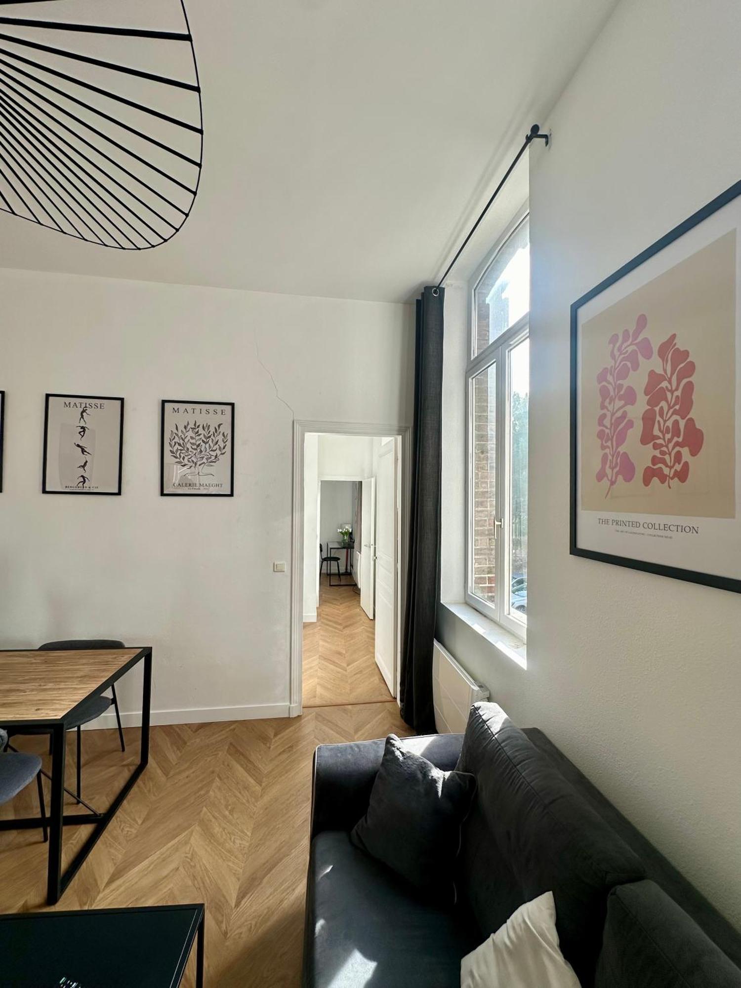 Spacieux Appt Haussmannien Parking Prive Amiens Exterior photo